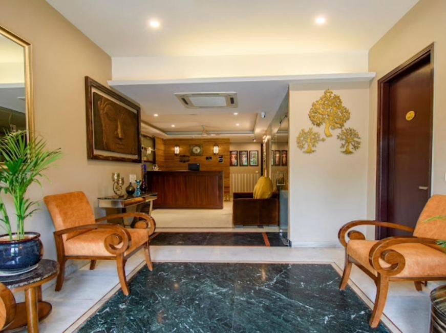 Hotel Imperial Park Sector 45 Gurgaon Buitenkant foto